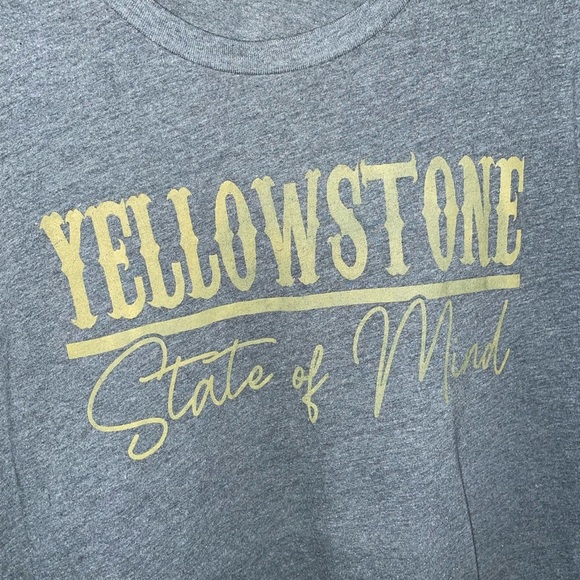 Bella Canvas Other - Mens 2XL Yellowstone T-shirt